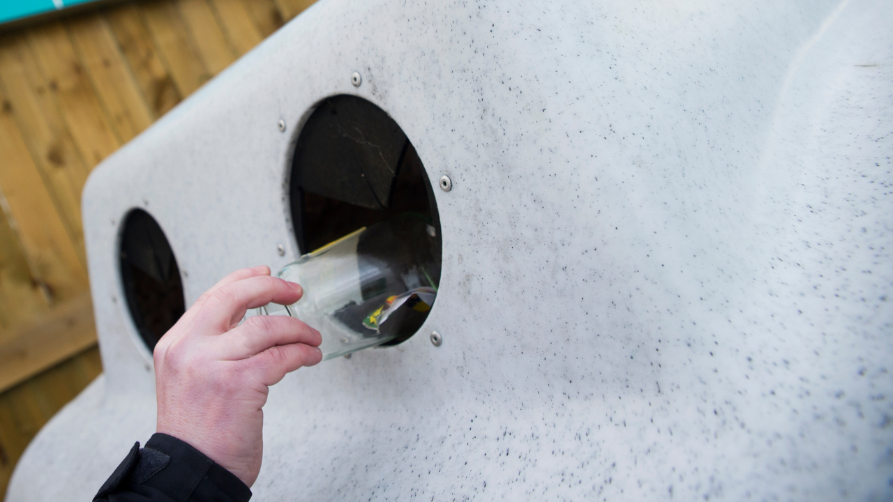 Recycle Week How can glass be recycled?