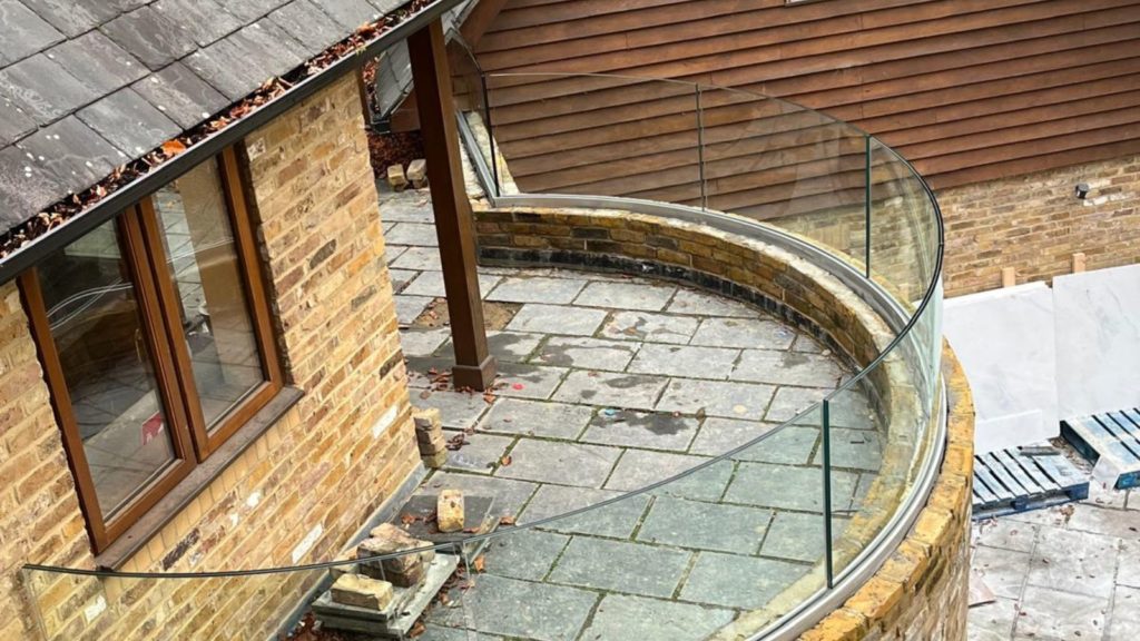 3 Curved glass balustrades